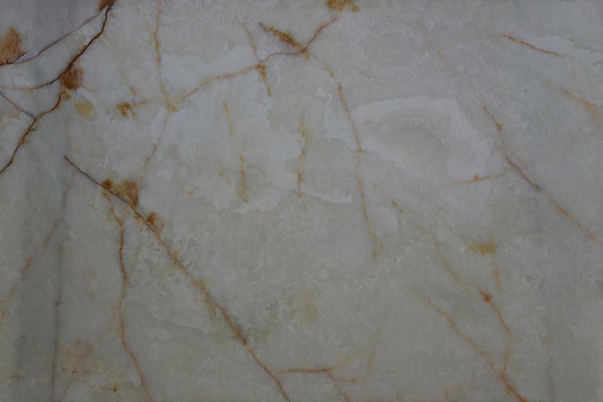 Onyx 073